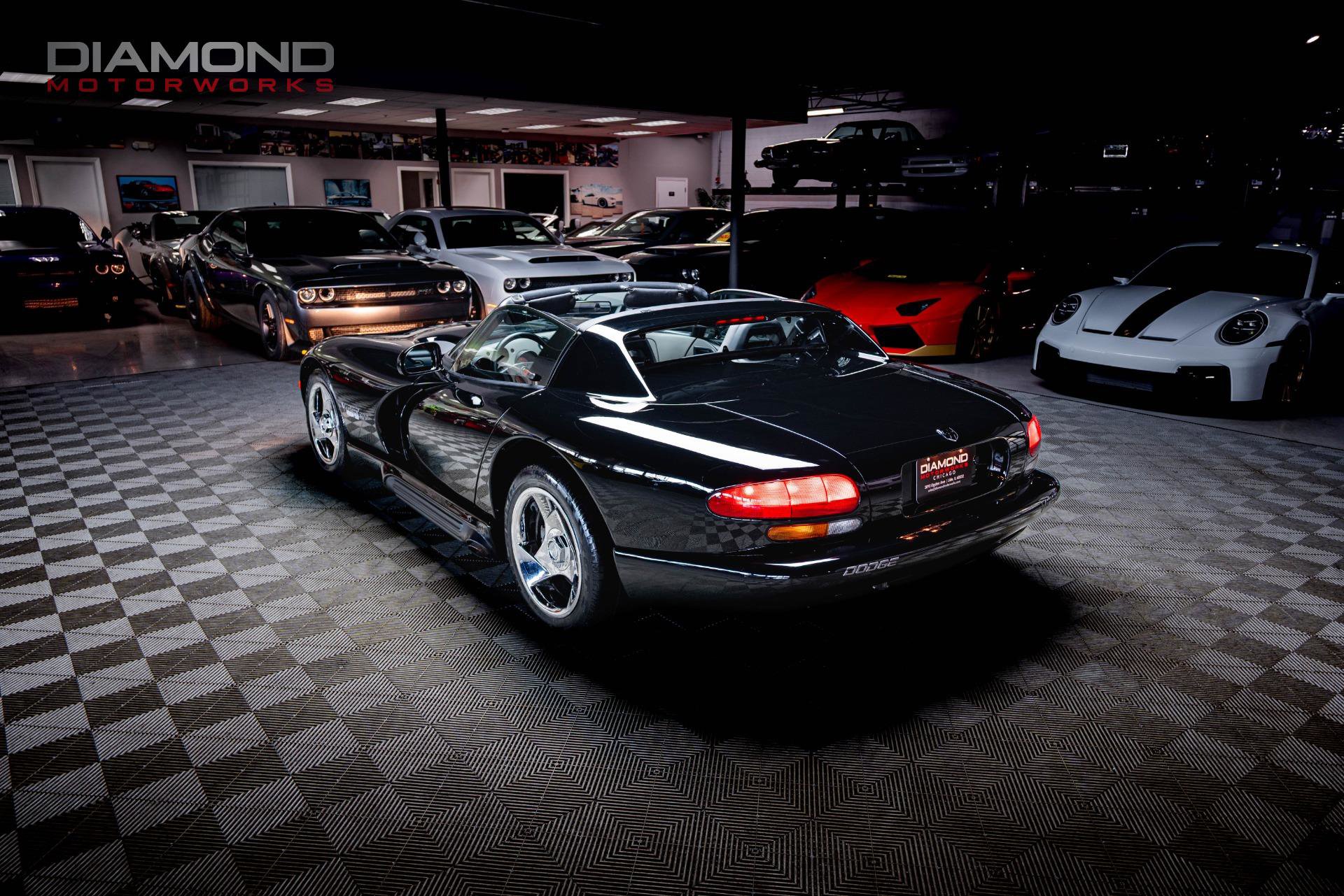 Used 1994 Dodge Viper RT/10 image 4