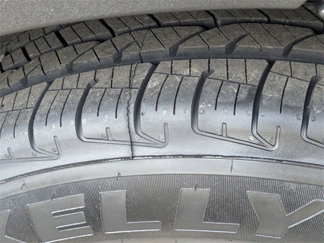 Used 2018 Hyundai Santa Fe Sport w/ 2.4L Value Package 02 image 9