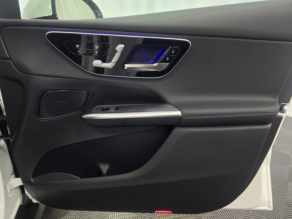 New 2026 Mercedes-Benz GLC 300 4MATIC image 25