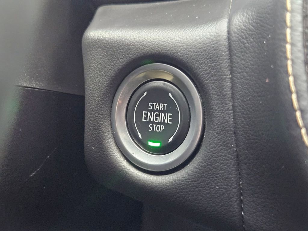 Used 2024 Chevrolet Tahoe Premier image 17