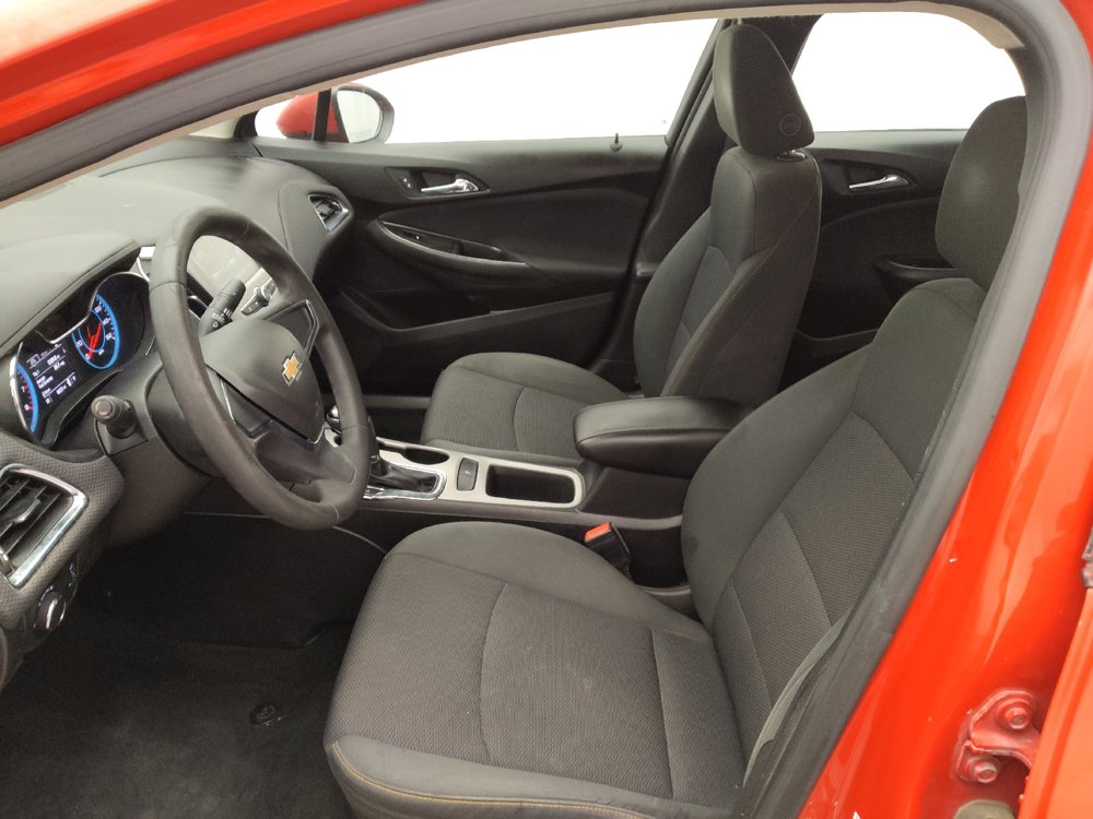 Used 2017 Chevrolet Cruze LS FWD image 17