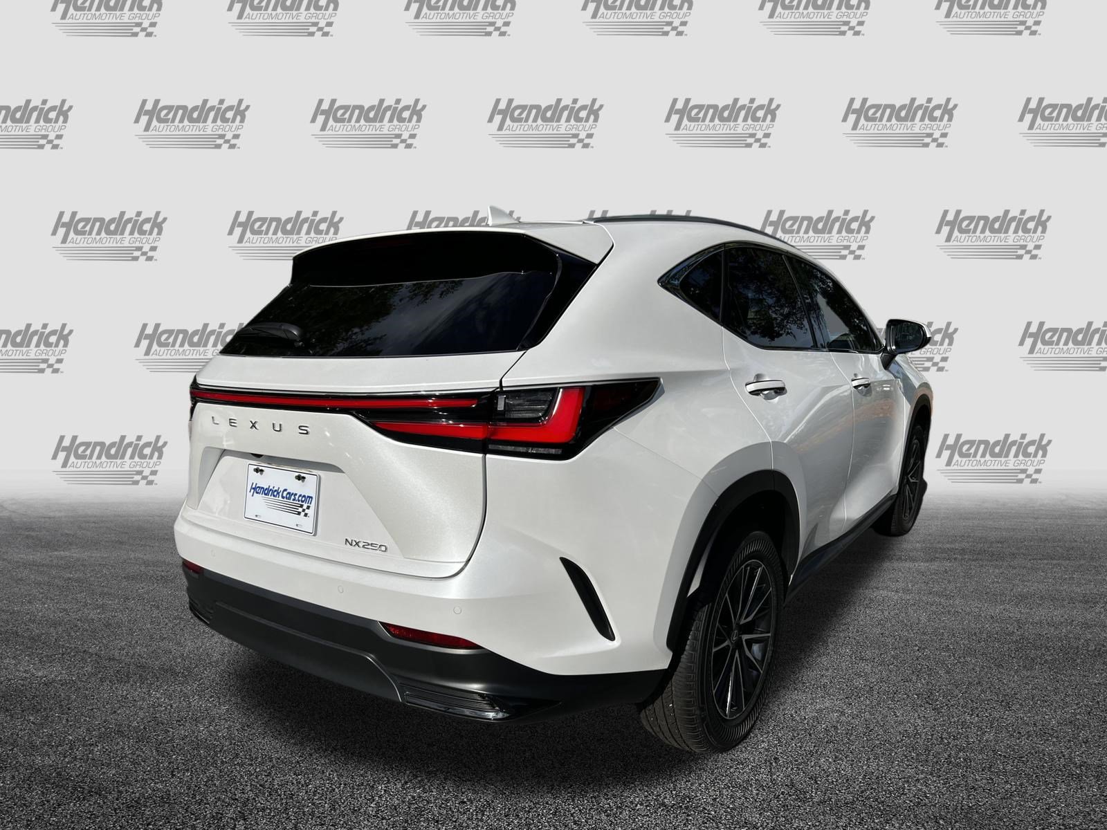 Used 2025 Lexus NX 250 FWD w/ Towing Package (2000 Lbs) image 9