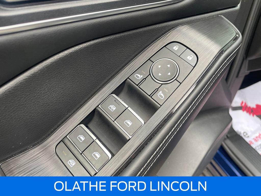 Used 2025 Nissan Rogue Platinum image 20