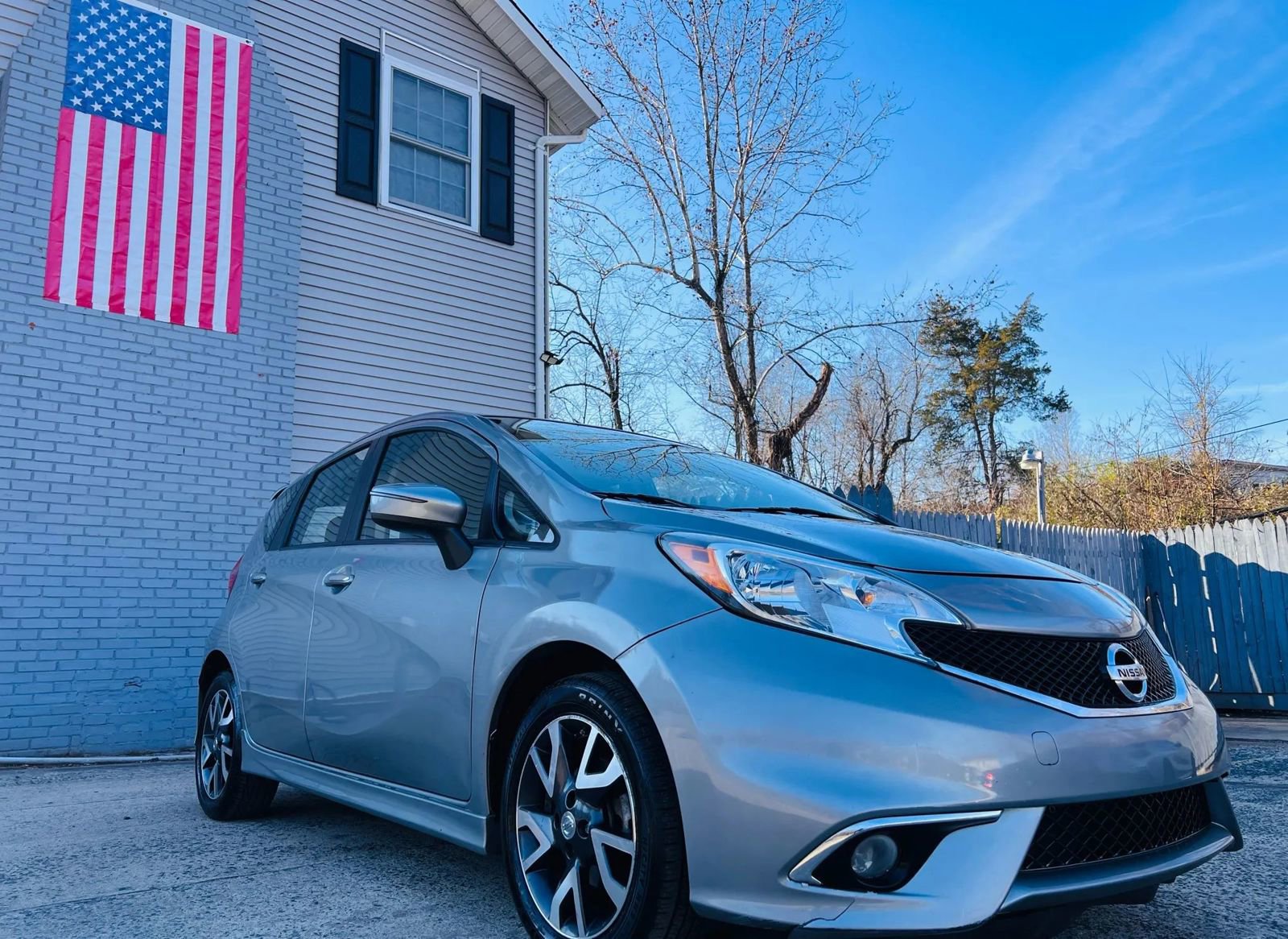 Used 2015 Nissan Versa Note SR w/ Chrome Package image 5