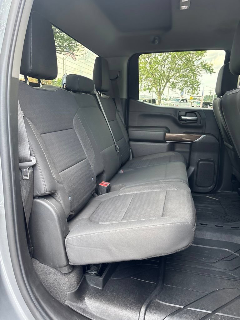 Used 2020 Chevrolet Silverado 1500 RST w/ RST Value Package AWD/4WD image 31