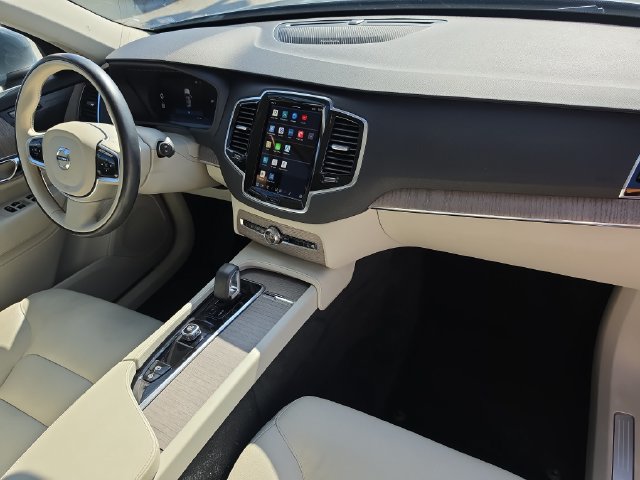 Used 2023 Volvo XC90 B6 Plus w/ Protection Package Premier AWD/4WD image 12
