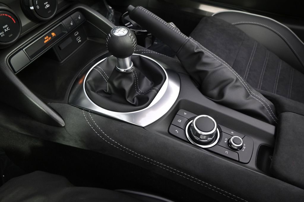 New 2026 MAZDA MX-5 Miata Club w/ Brembo/BBS Recaro Package RWD image 36