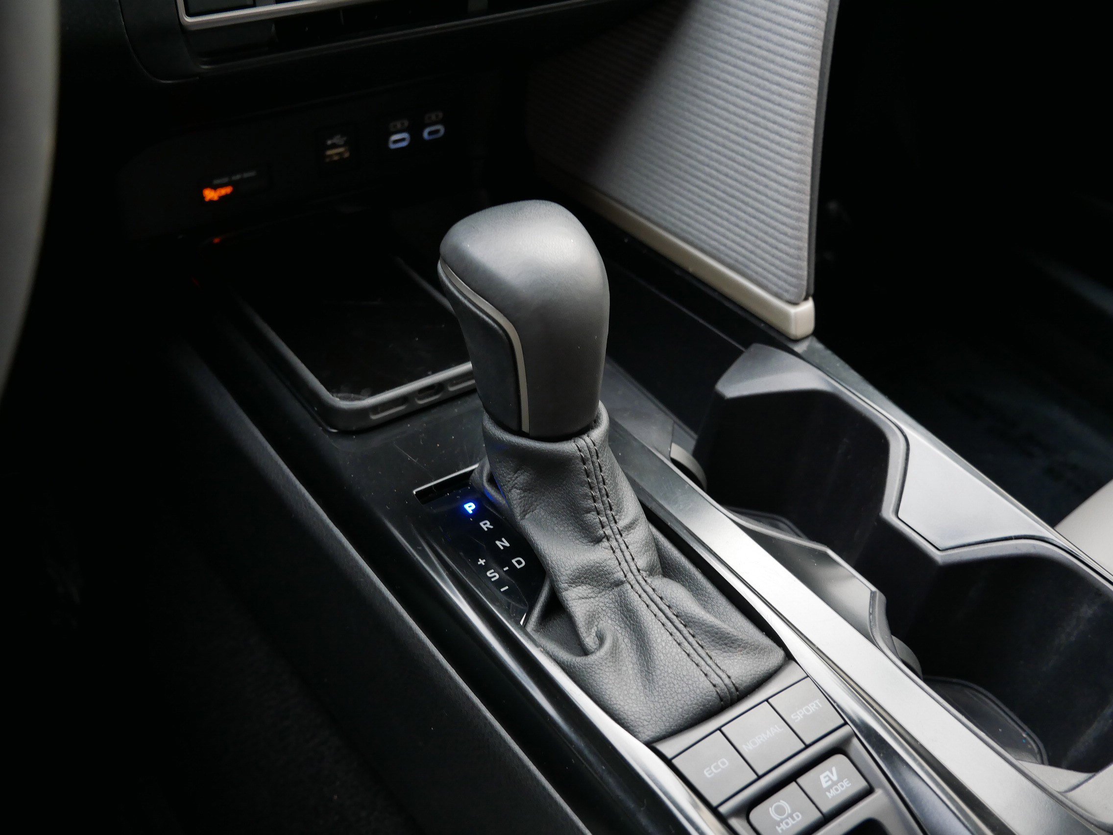 Certified 2025 Toyota Camry SE w/ Convenience Package image 25