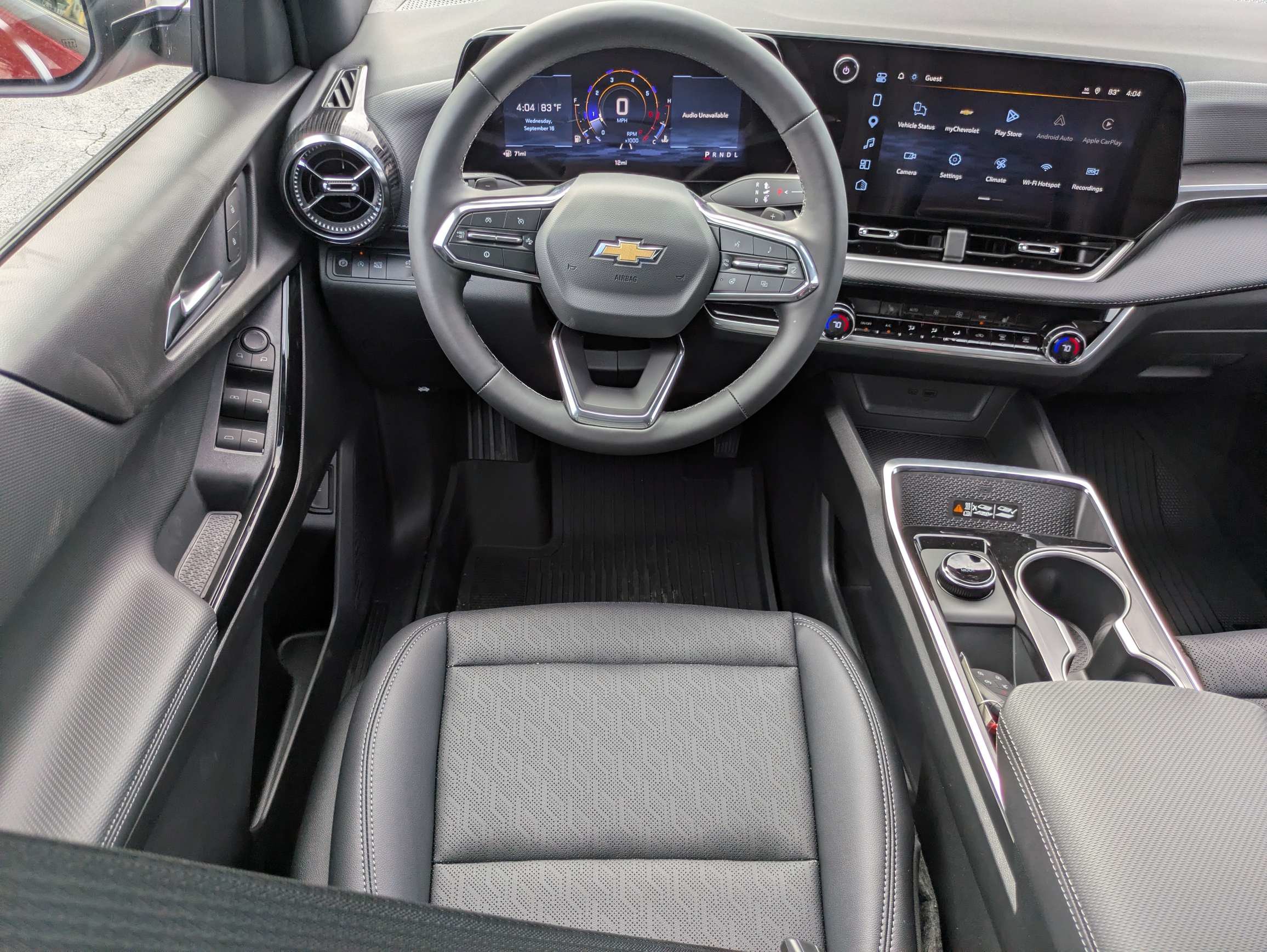 New 2027 Chevrolet Equinox LT w/ Convenience Package II FWD image 4