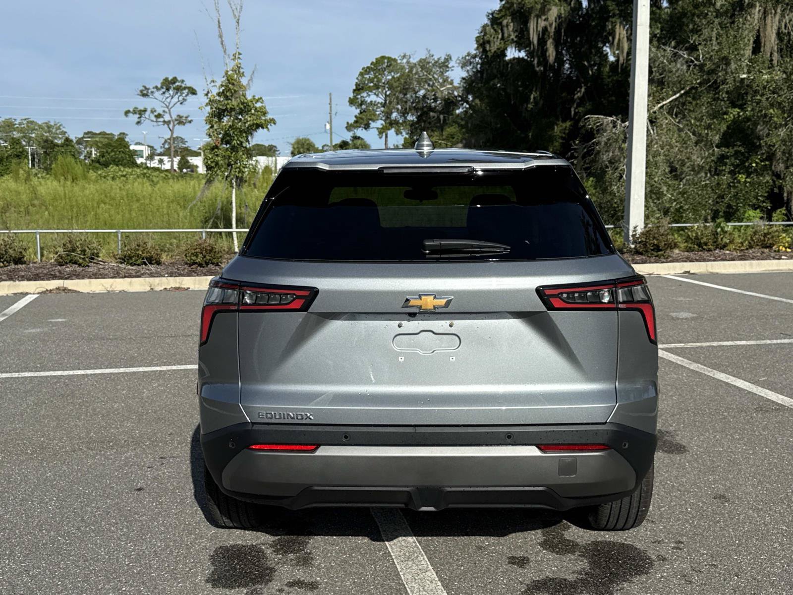 New 2027 Chevrolet Equinox LT FWD image 4