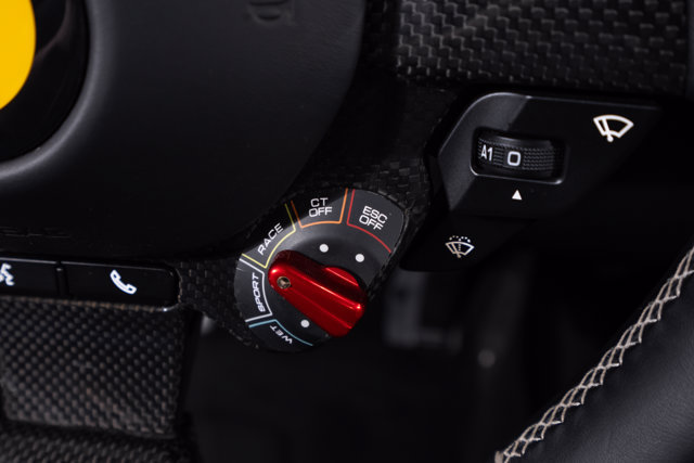 Used 2019 Ferrari 812 Superfast RWD image 45