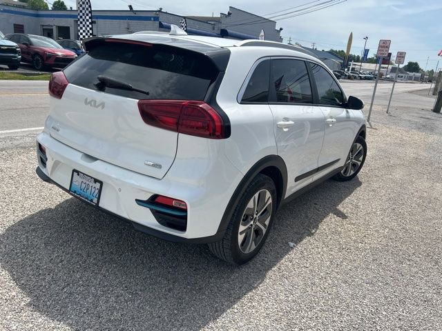 Used 2022 Kia Niro EX Premium w/ Cold Weather Package FWD image 8