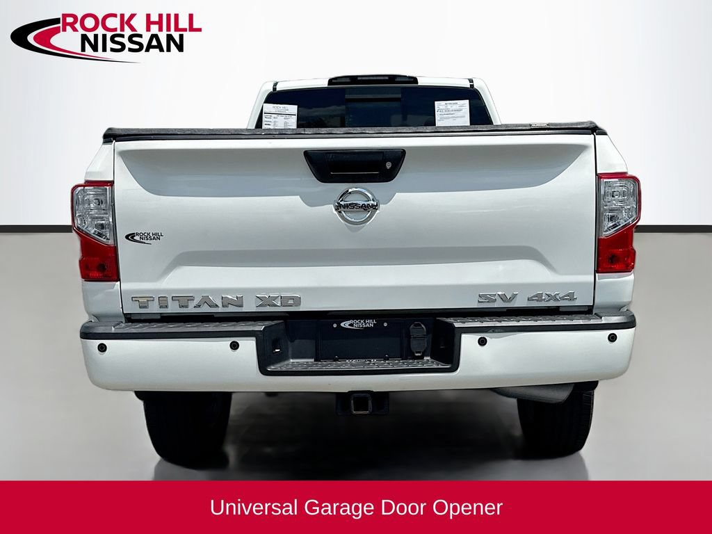Used 2017 Nissan Titan SV AWD/4WD image 6