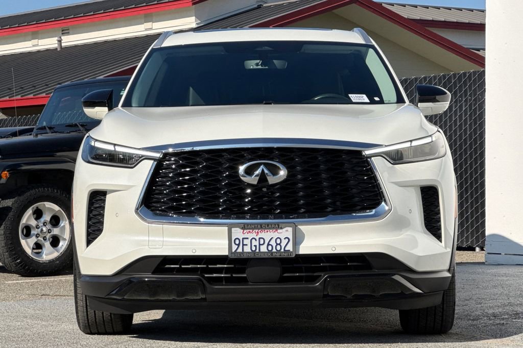 Certified 2023 INFINITI QX60 Luxe w/ Cargo Package image 8