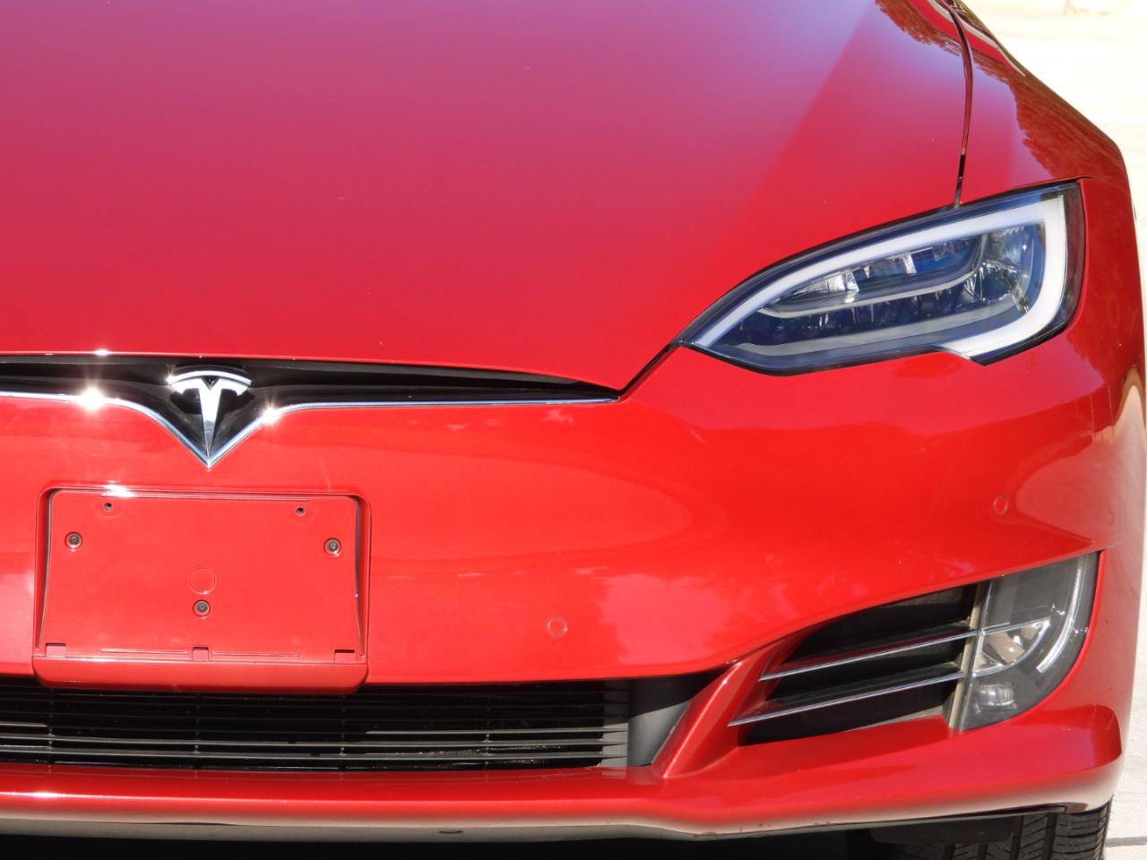Used 2018 Tesla Model S 100D AWD/4WD image 37