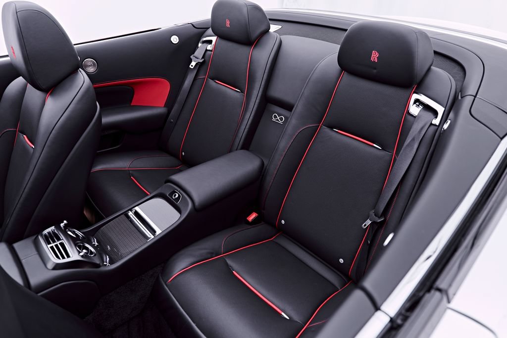 Used 2020 Rolls-Royce Dawn RWD image 57