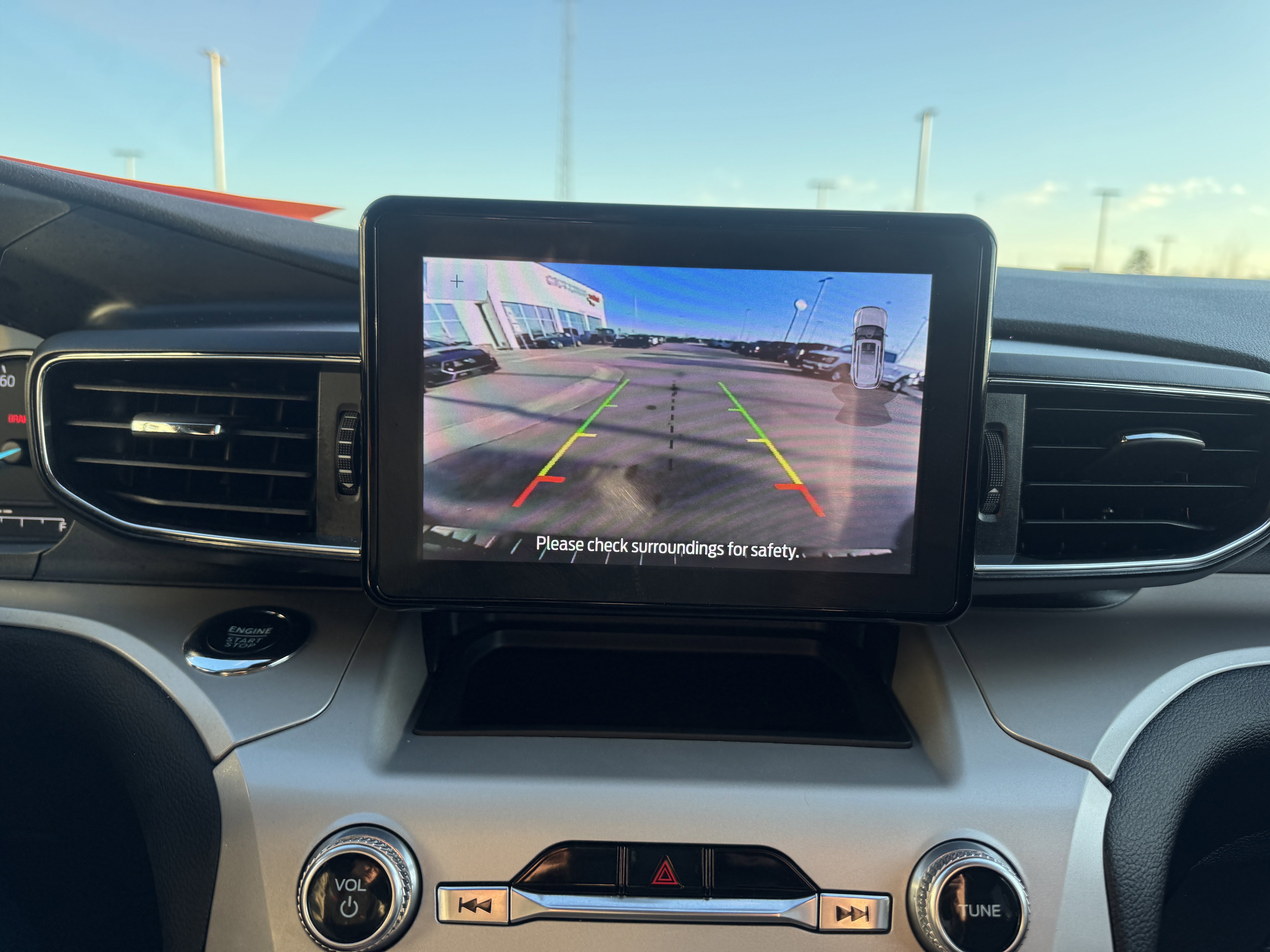 Certified 2024 Ford Explorer XLT w/ Equipment Group 202A image 23