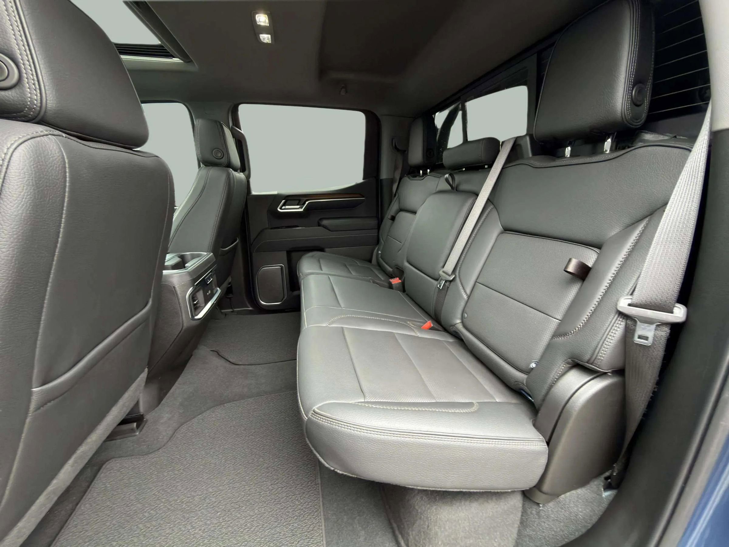 Used 2025 GMC Sierra 1500 Denali w/ Technology Package image 14