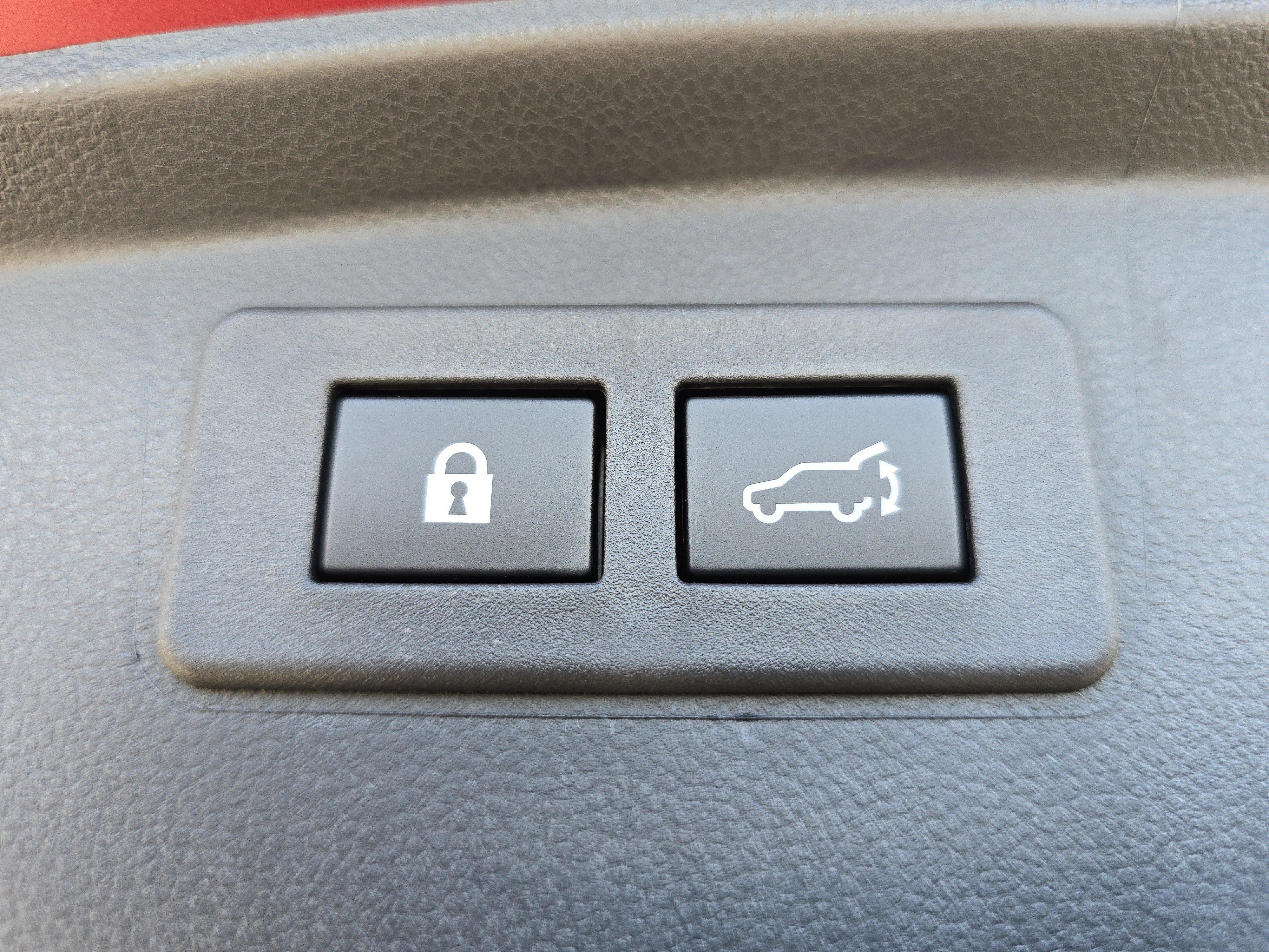 New 2025 Subaru Outback Premium image 15