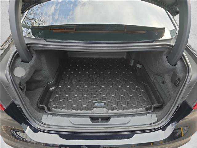 Used 2020 Jaguar XE S AWD/4WD image 12