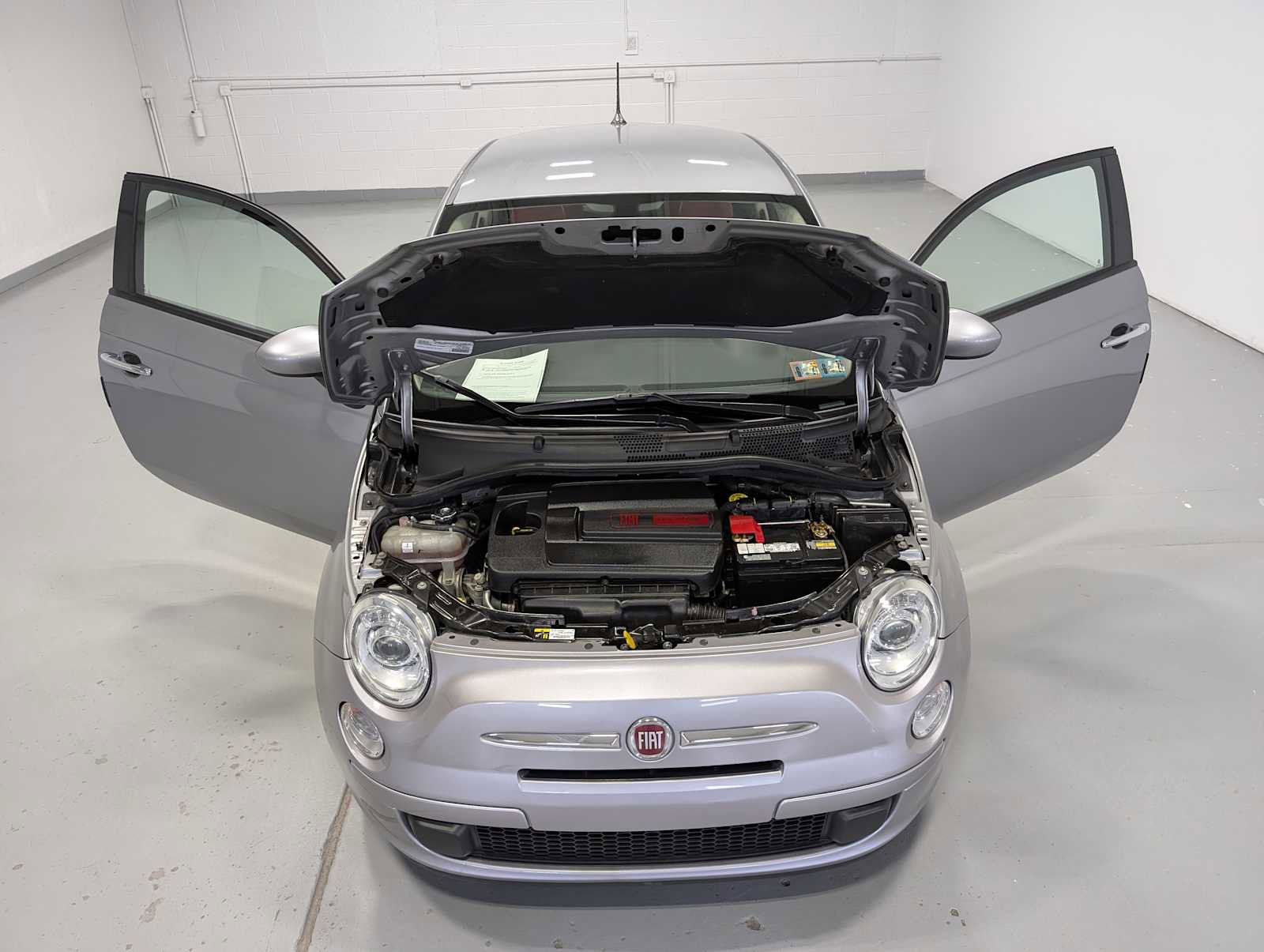 Used 2017 FIAT 500 Pop FWD image 11