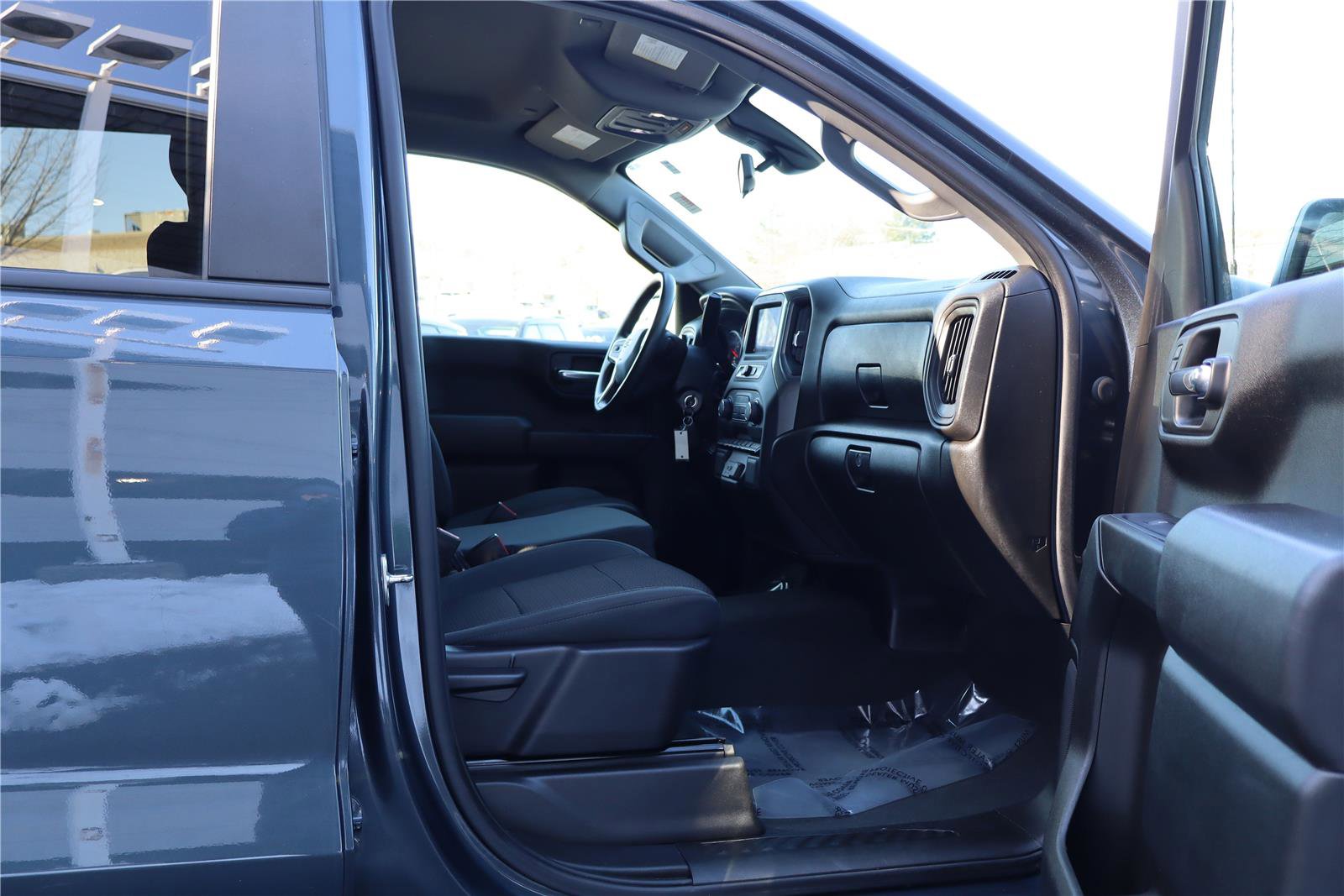 Used 2022 Chevrolet Silverado 1500 Custom Trail Boss w/ Safety Confidence Package image 30