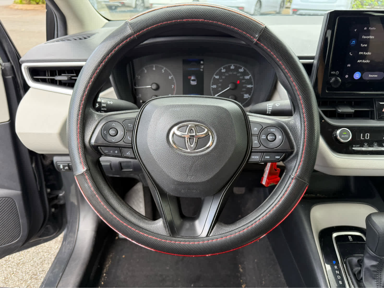 Used 2023 Toyota Corolla LE FWD image 6