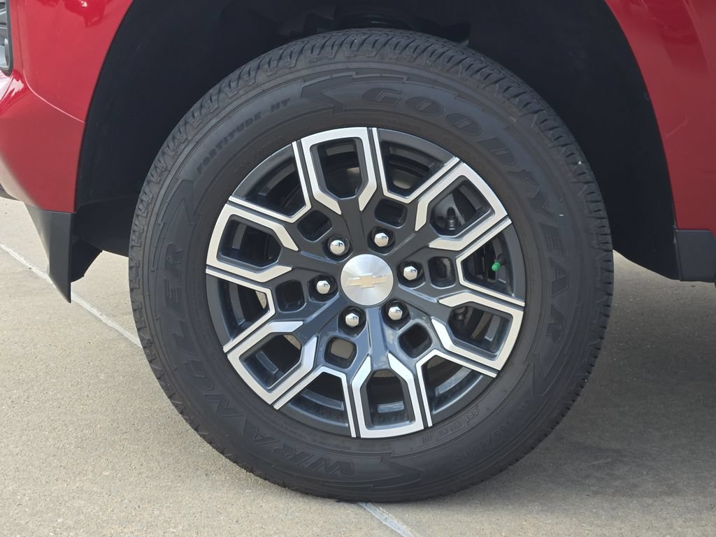 Used 2023 Chevrolet Colorado LT w/ LT Convenience Package III AWD/4WD image 25