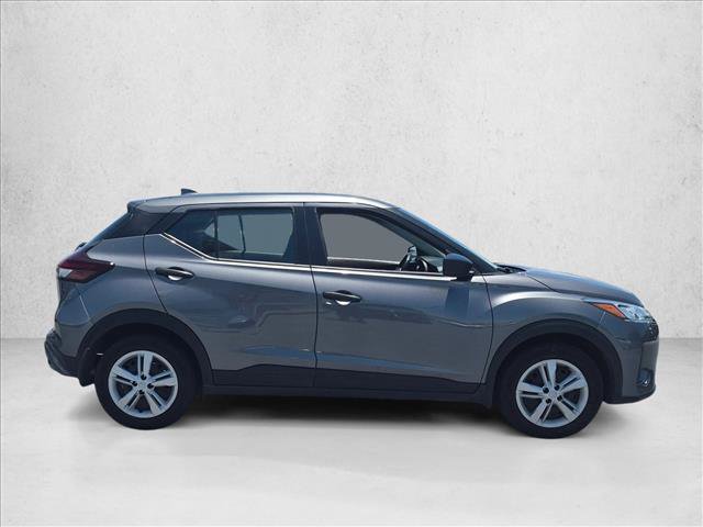 Certified 2022 Nissan Kicks S FWD image 4