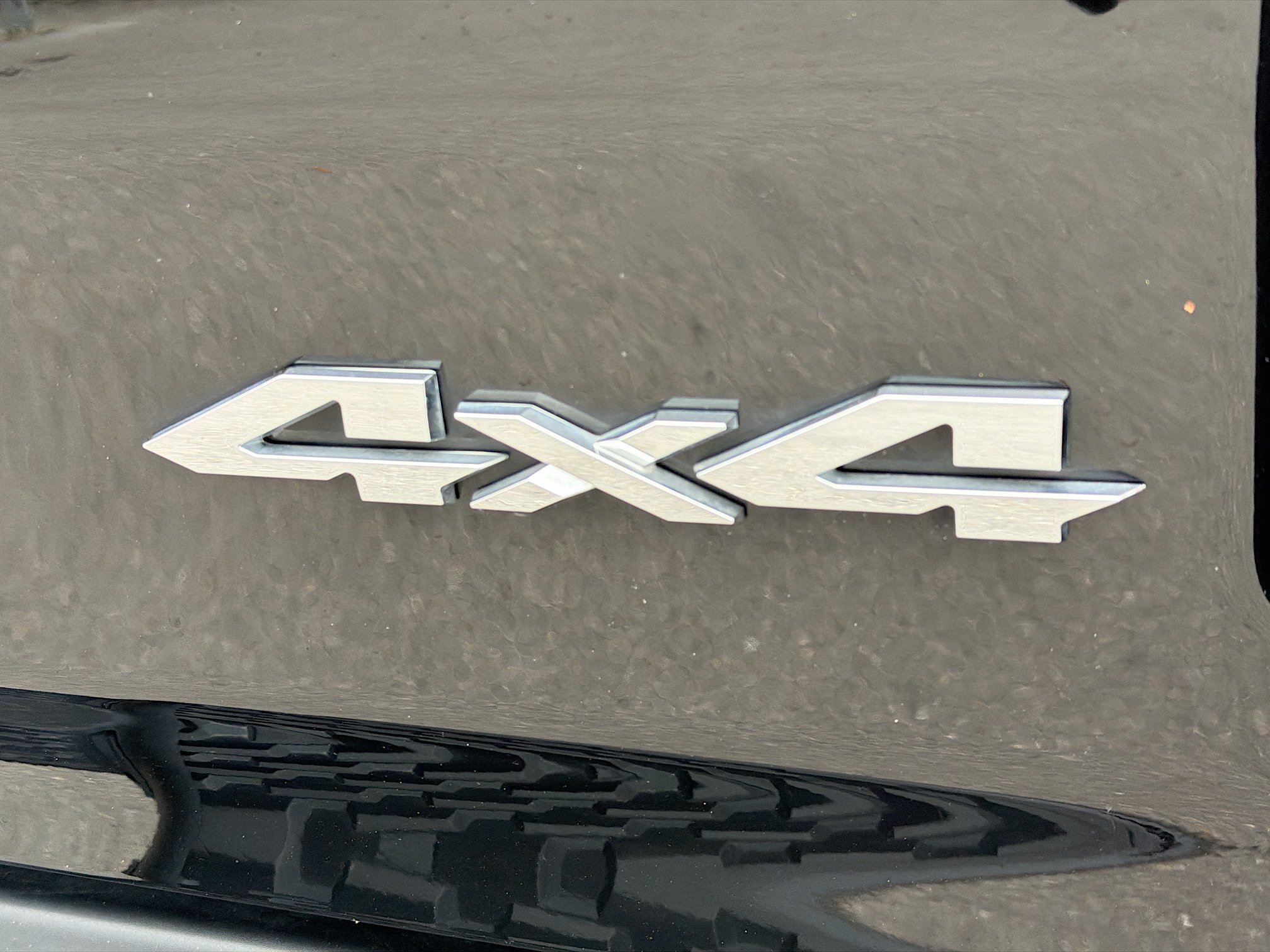 Used 2025 RAM 1500 Limited w/ Body Color Bumper Group image 11