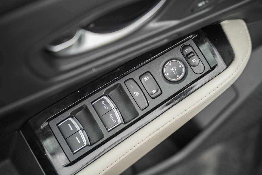 Used 2024 Honda Accord Touring image 39