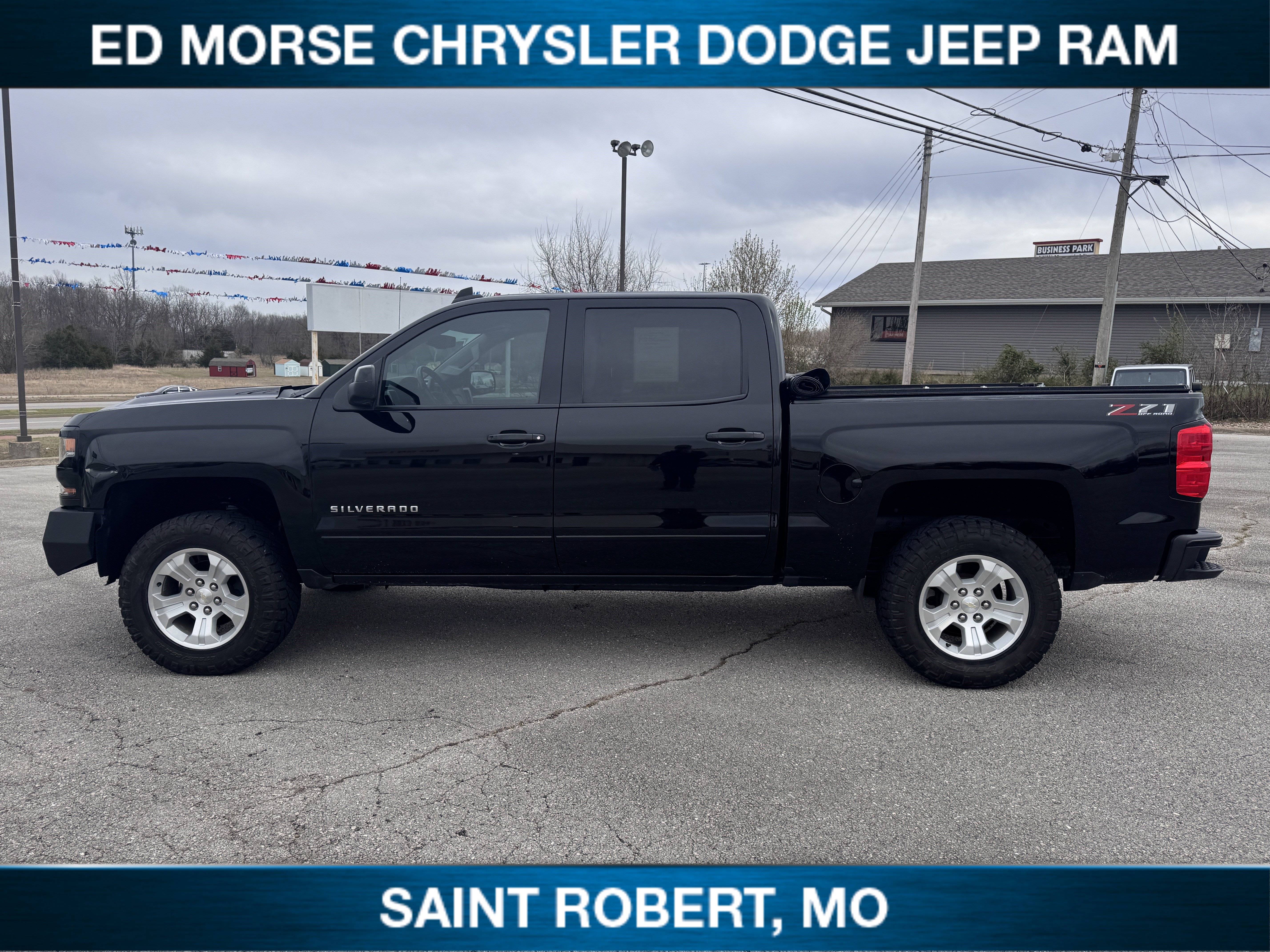 Used 2018 Chevrolet Silverado 1500 LT w/ All Star Edition image 8