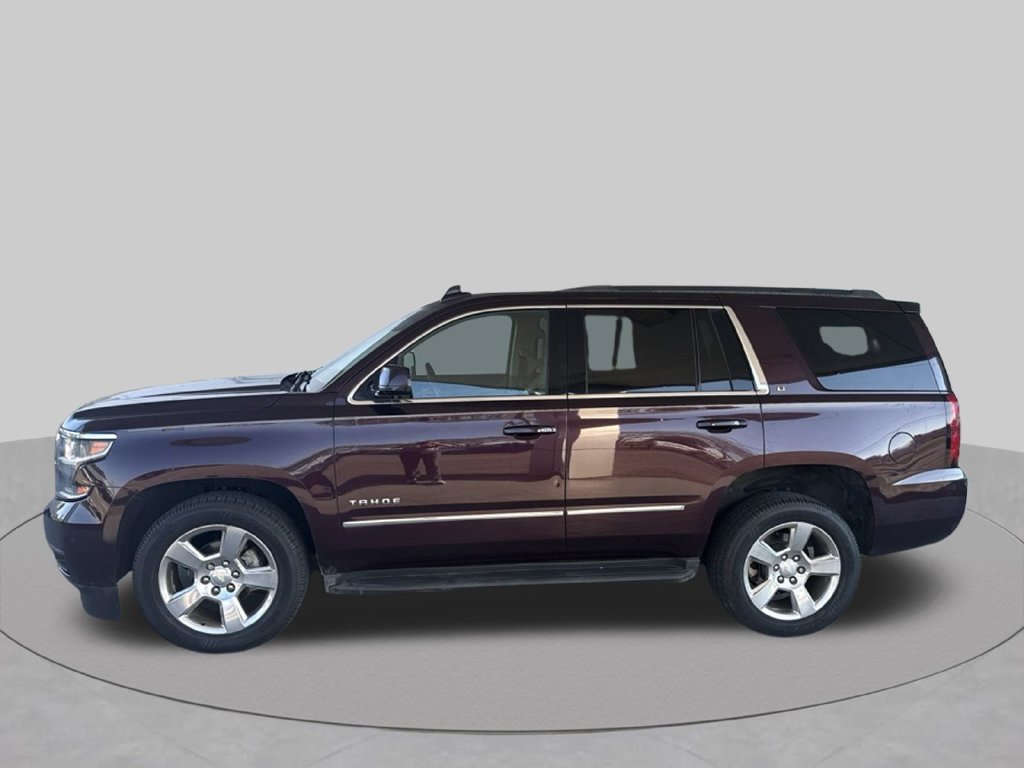 Used 2017 Chevrolet Tahoe LT w/ Luxury Package RWD image 3