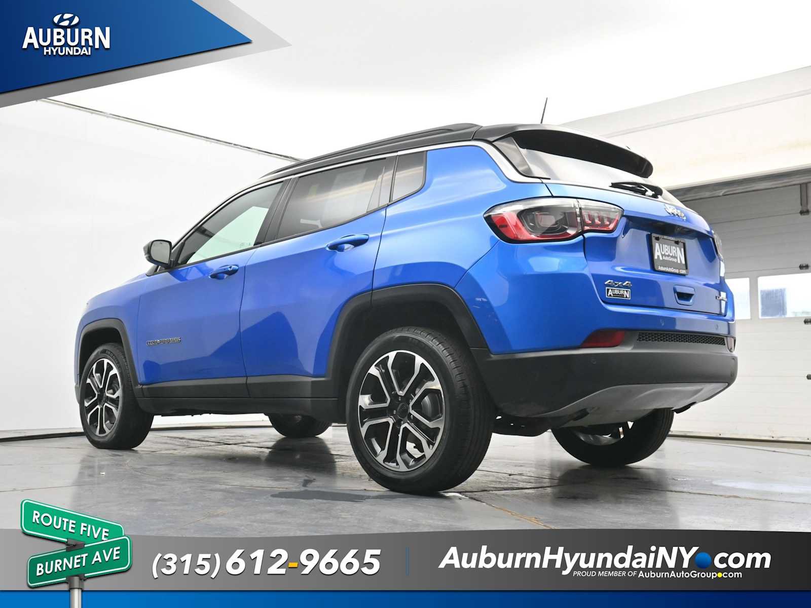 Used 2024 Jeep Compass Limited AWD/4WD image 19