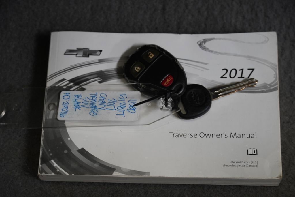 Used 2017 Chevrolet Traverse LS FWD image 31