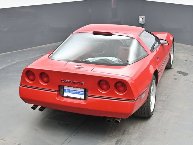 Used 1990 Chevrolet Corvette Coupe RWD image 35