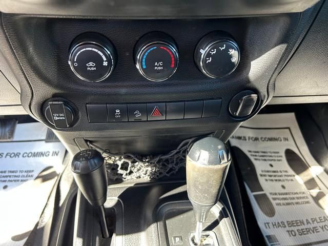 Used 2012 Jeep Wrangler Sport image 17