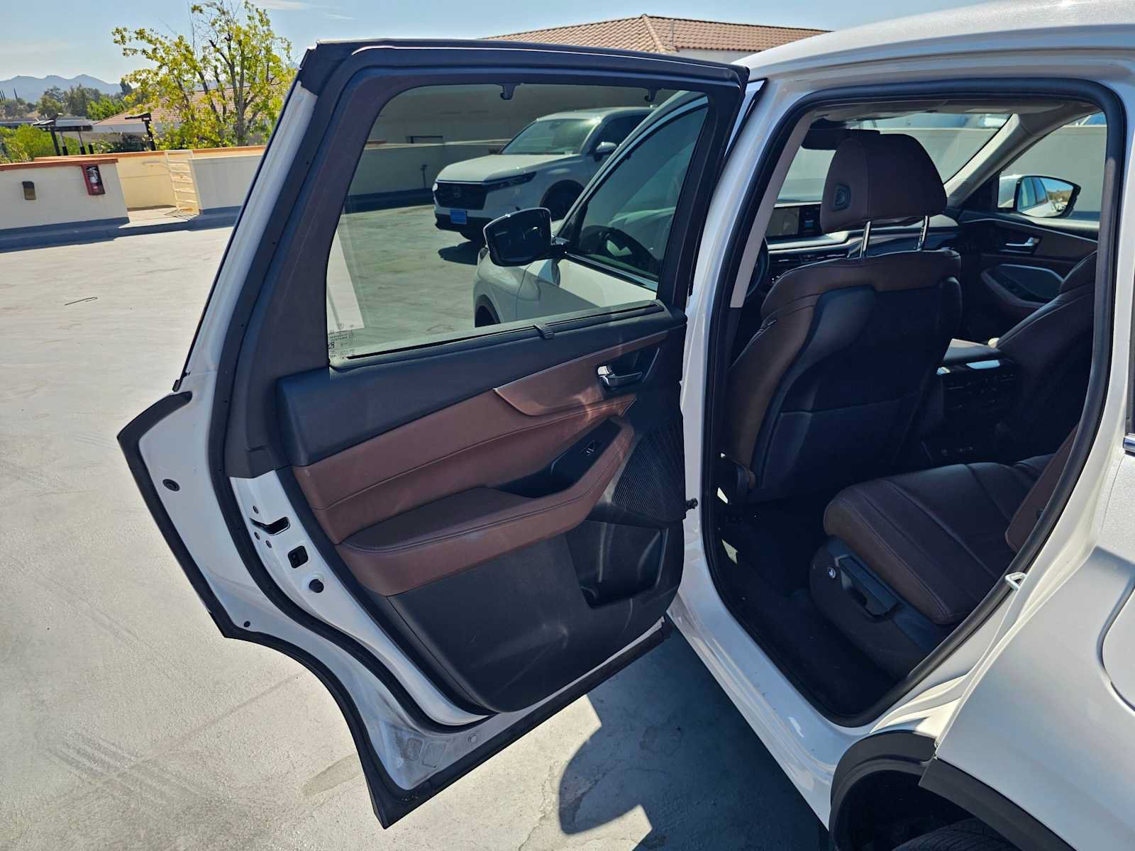 Certified 2023 Acura MDX w/ Technology Package FWD image 17