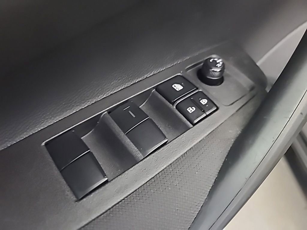 Used 2025 Toyota Corolla LE image 25