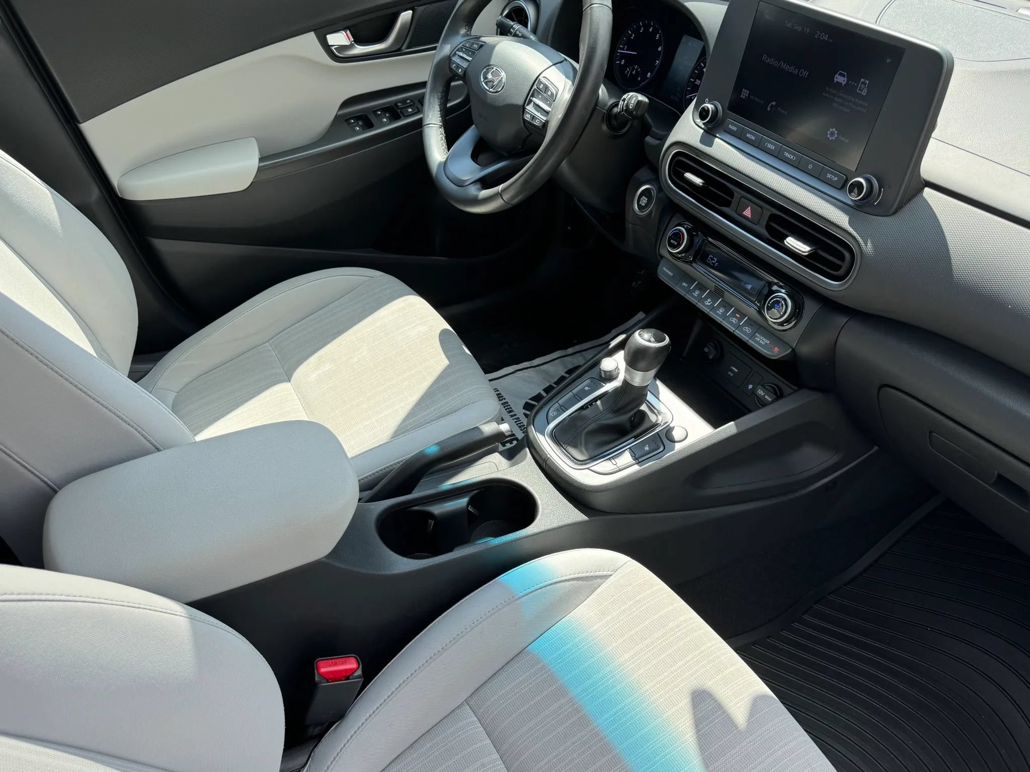 Used 2022 Hyundai Kona SEL w/ Convenience Package FWD image 47