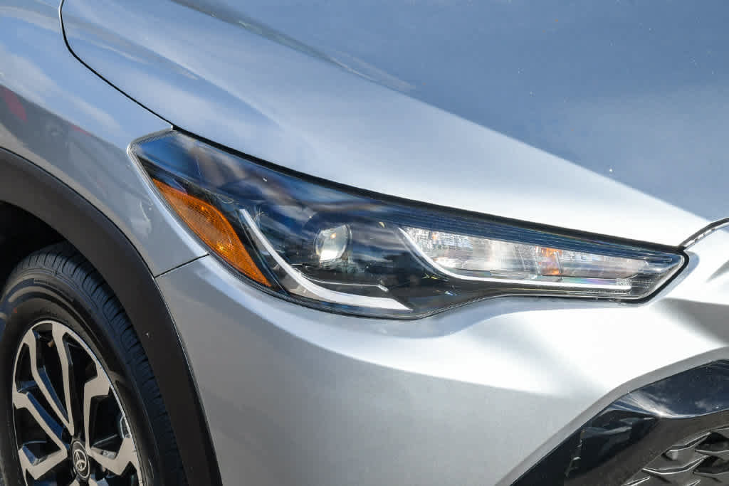 Certified 2023 Toyota Corolla Cross AWD Hybrid image 4