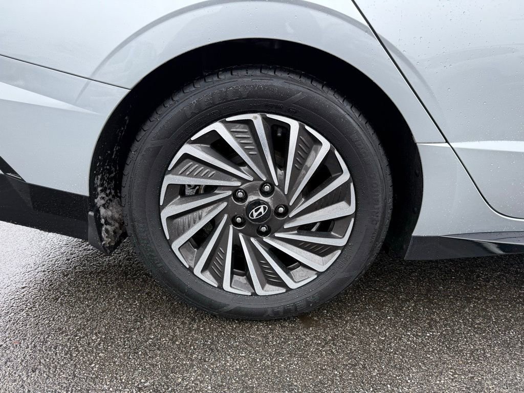 Used 2024 Hyundai Sonata Limited image 27