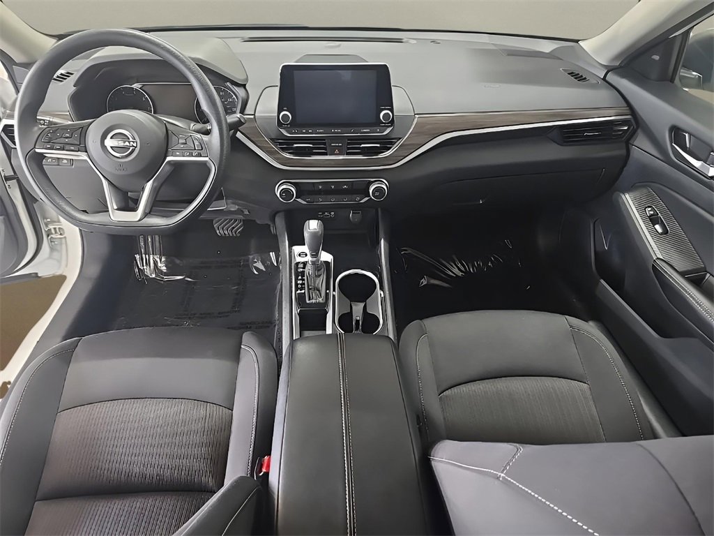 Used 2024 Nissan Altima 2.5 SV image 21