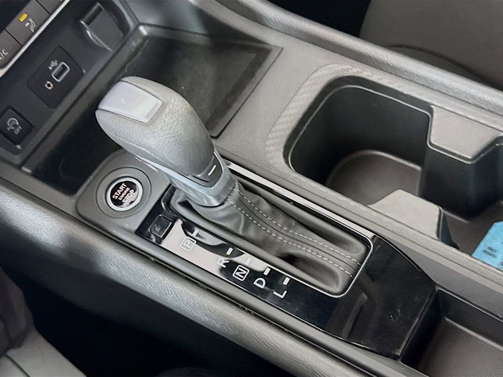 Used 2025 Nissan Sentra S FWD image 19