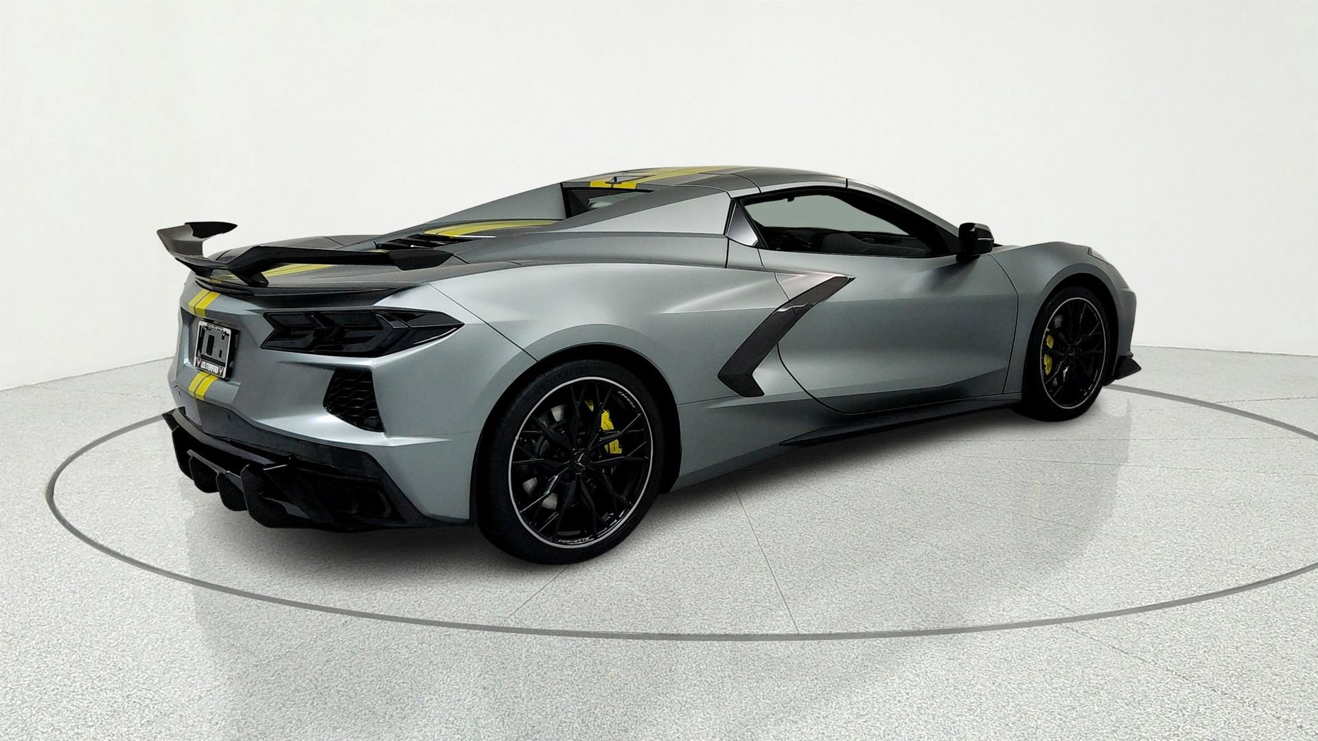 Certified 2023 Chevrolet Corvette Stingray Premium Conv w/ Z51 Performance Package RWD image 5
