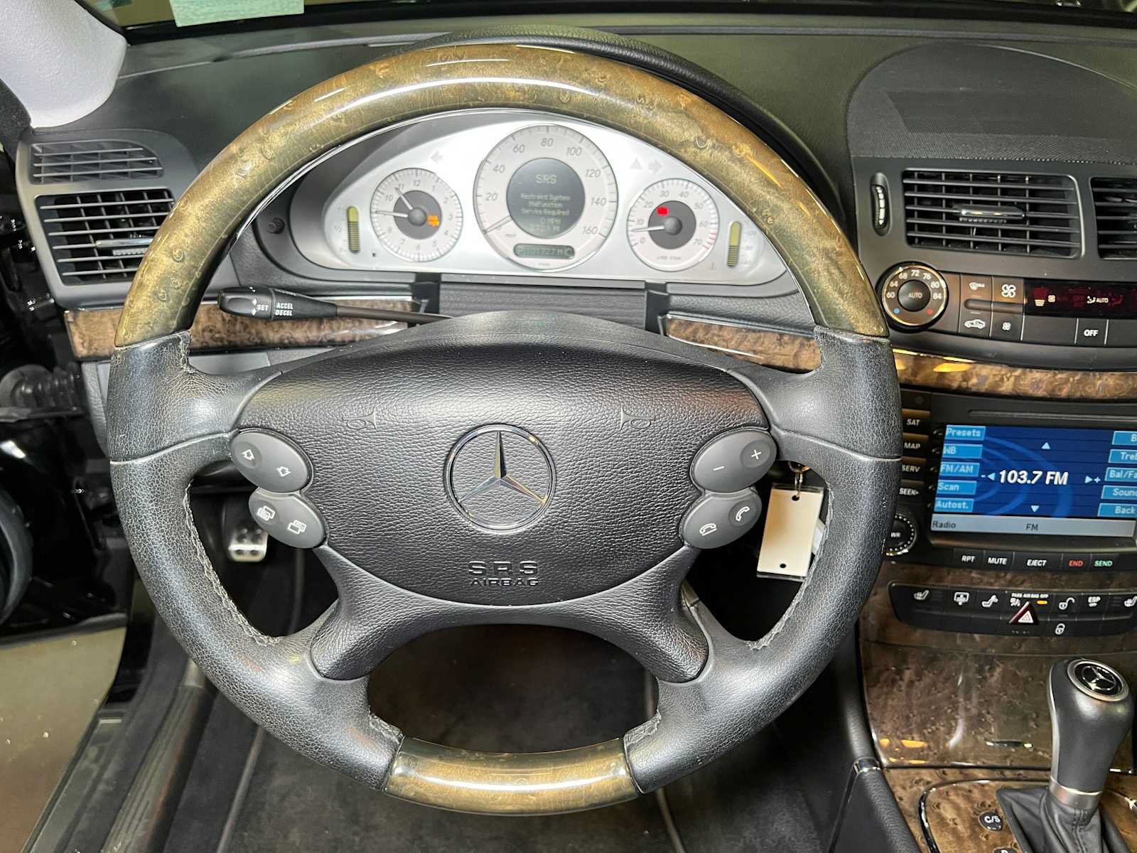 Used 2008 Mercedes-Benz E 350 4MATIC Sedan image 25