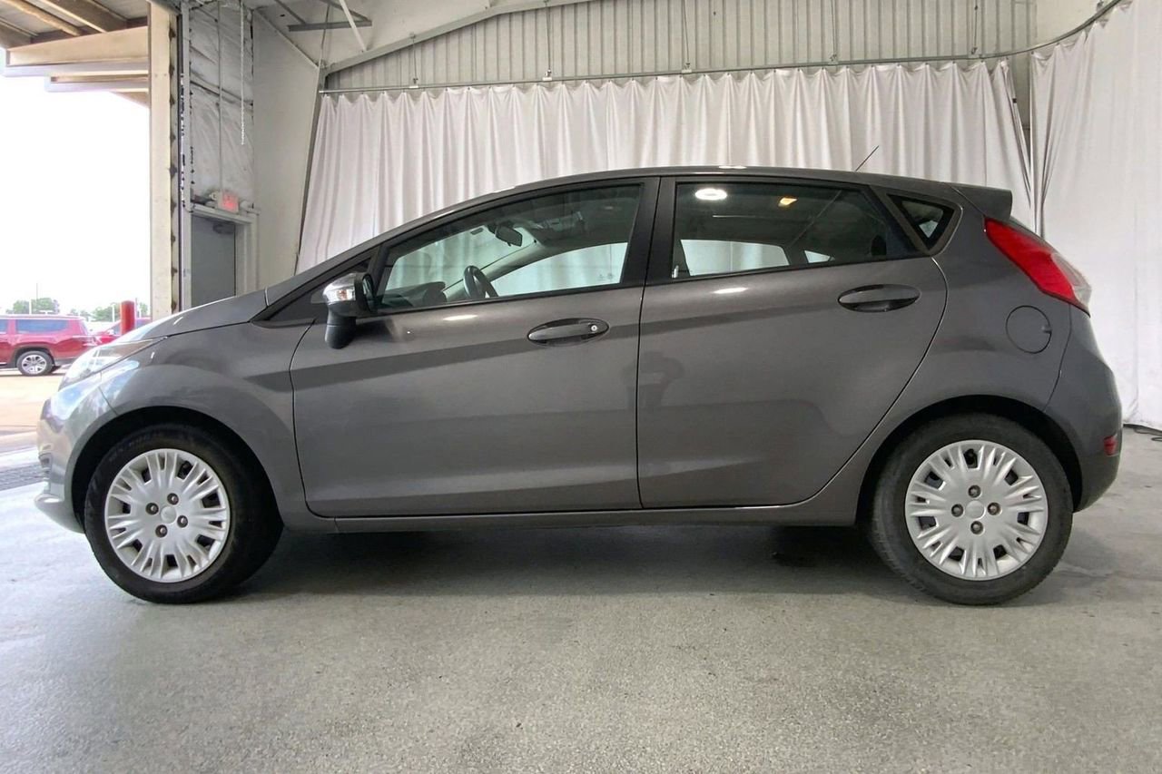 Used 2014 Ford Fiesta SE w/ SE Fuel Economy Package FWD image 26