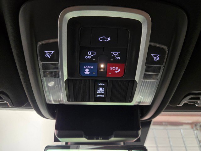 Used 2022 RAM 3500 Laramie image 65