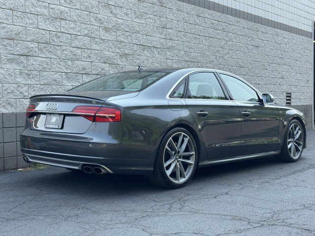 Used 2017 Audi S8 Plus AWD/4WD image 3
