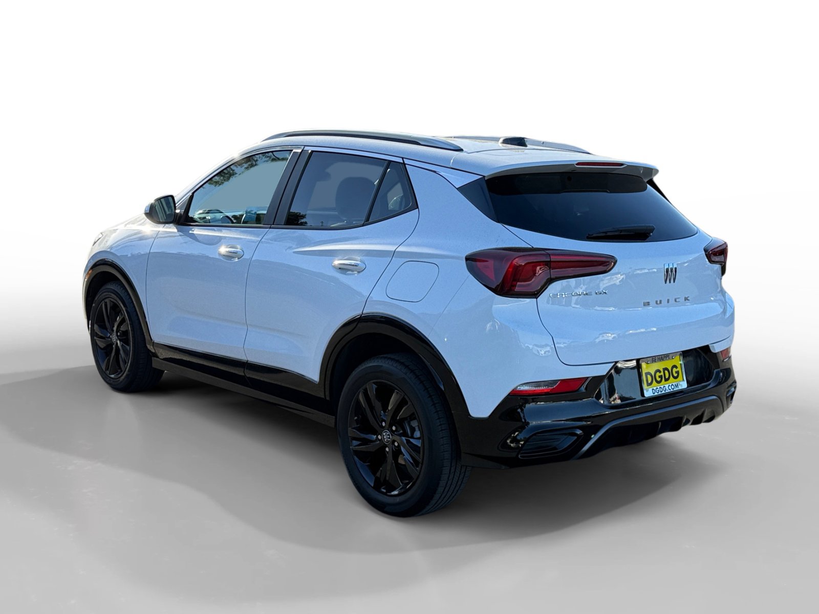 Used 2024 Buick Encore GX Sport Touring image 3